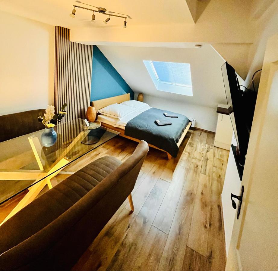 Aycatcherhomes - Top Lage I 4 Personen I 2 Schlafzimmer I Zentral I Altstadt Marburg I Naehe Fluss Lahn I Wlan I Apartment Sirius Exteriör bild